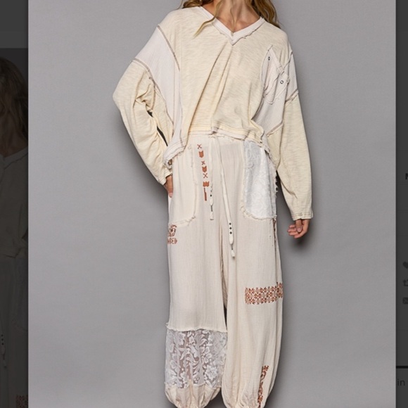 POL V-Neck Ribbed & Double Gauze Oversized Top - Picture 3 of 13